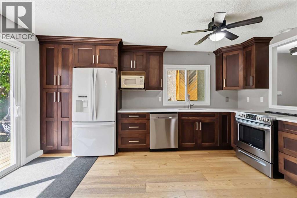 303 Cornwall Drive Property Photo 6