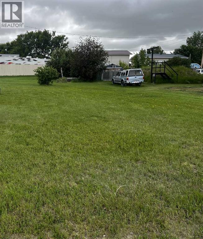235 2 Avenue E Property Photo 1