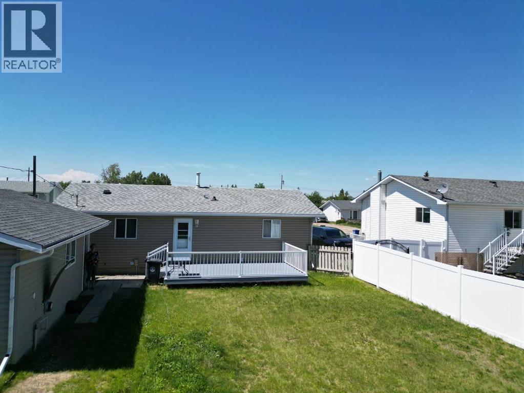 4519 47 Street Property Photo 15
