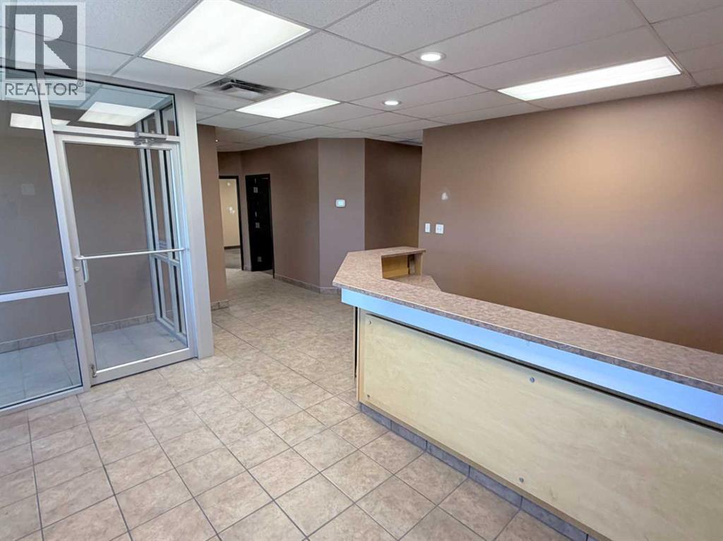 10211 88 Avenue Property Photo 19