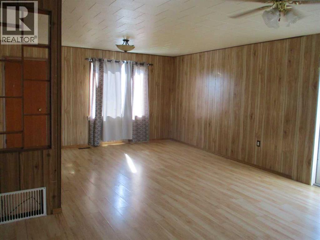 322 7th Avenue Se Property Photo 7