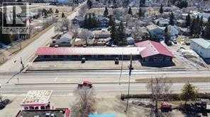 4711 44 Street Property Photo 1
