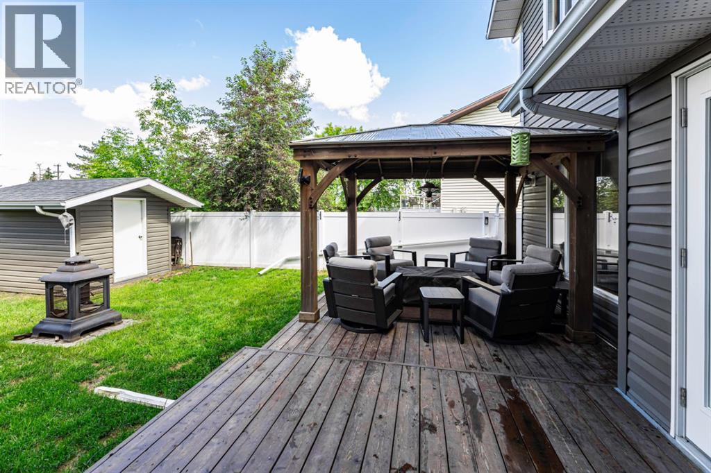 78 Dunning Crescent Property Photo 11