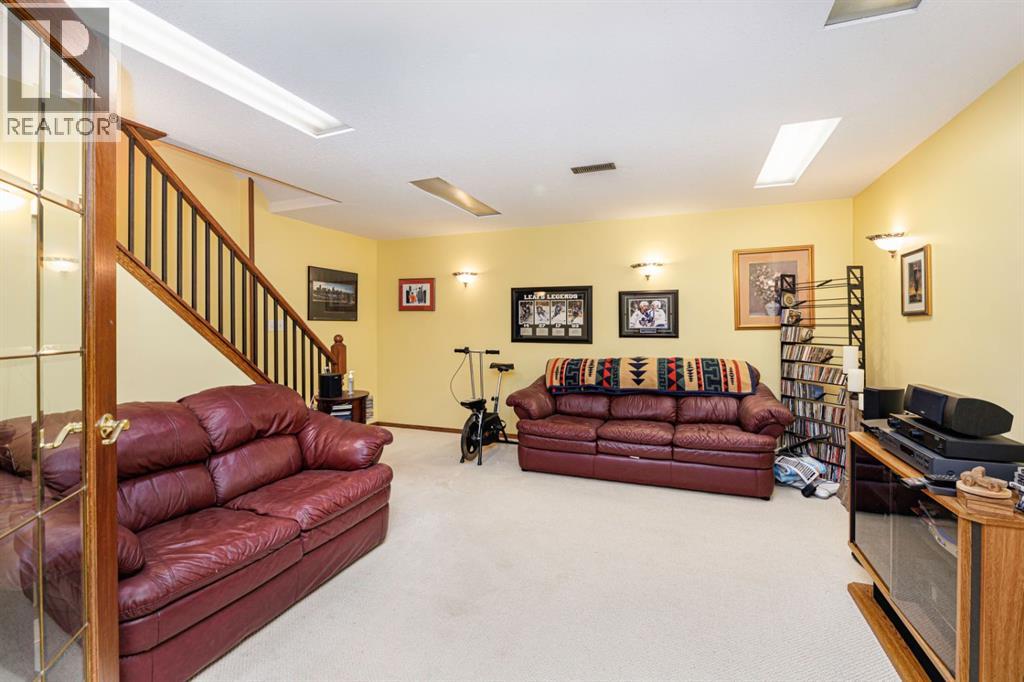 78 Dunning Crescent Property Photo 35