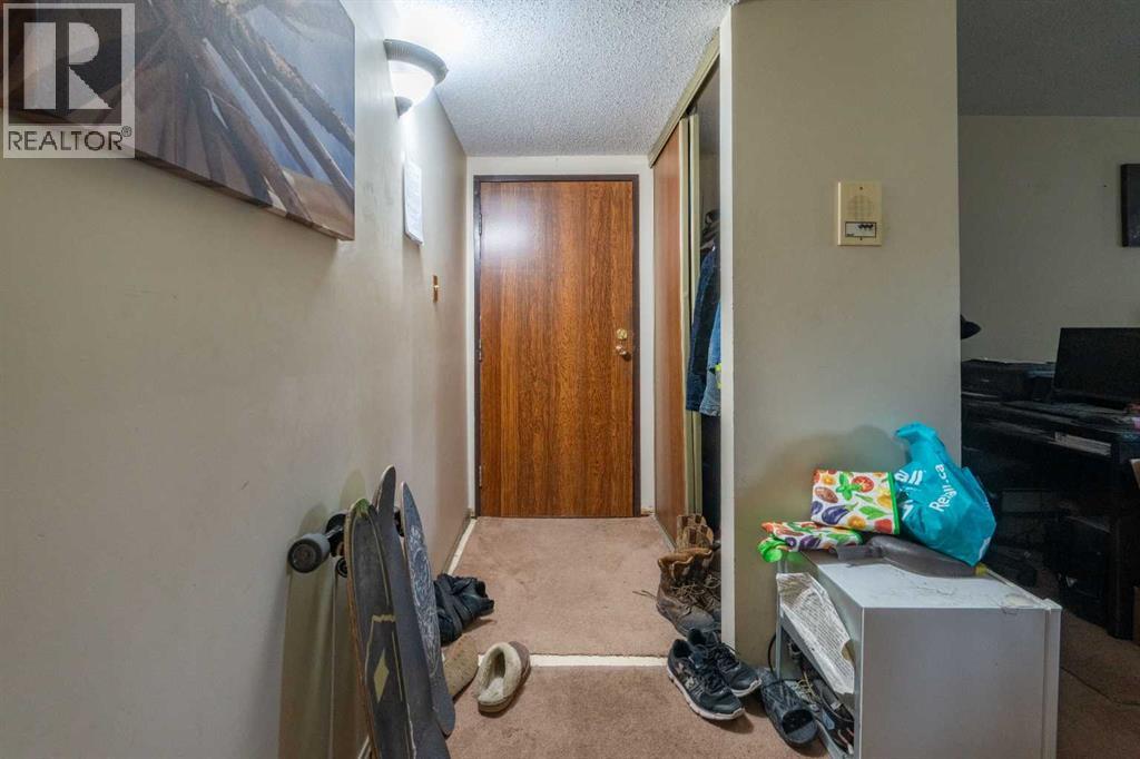 11620 Elbow Drive Southwest Property Photo 15