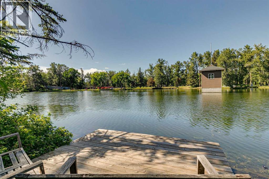 8808 48 Avenue Property Photo 1