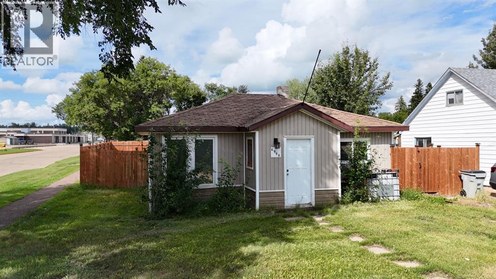 4944 56th Avenue Property Photo 1
