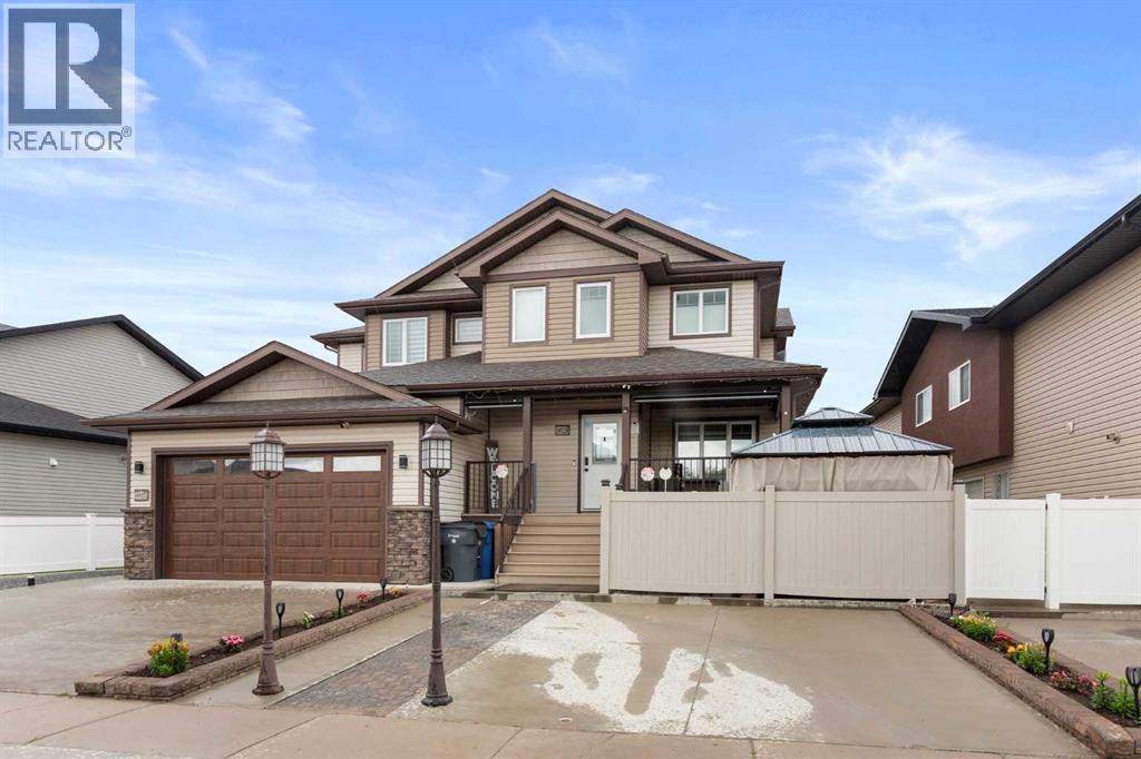 4929 Southlands Drive SE Property Photo 1