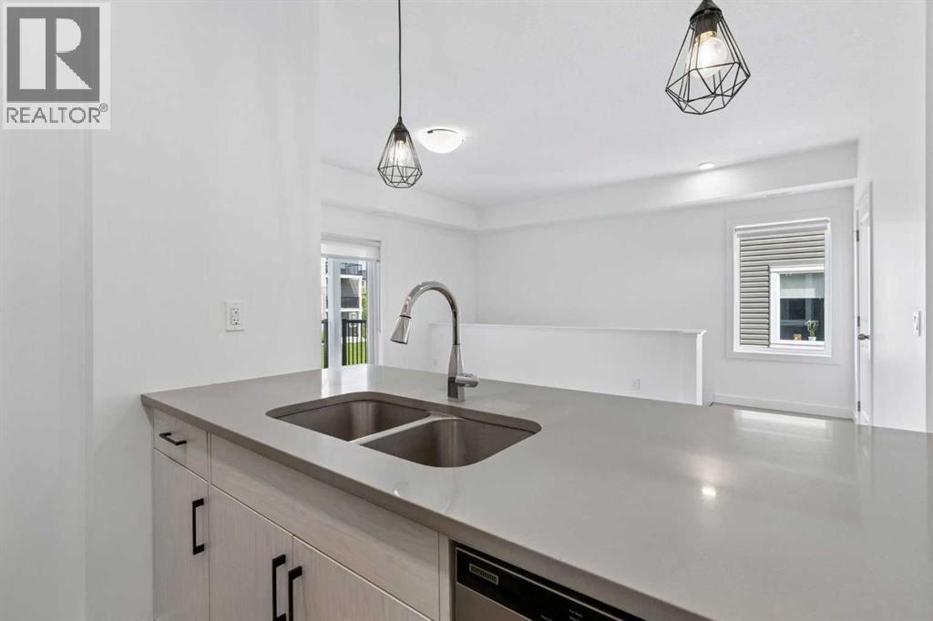 24 Rivercrest Drive Property Photo 11