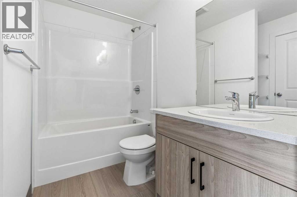 24 Rivercrest Drive Property Photo 15