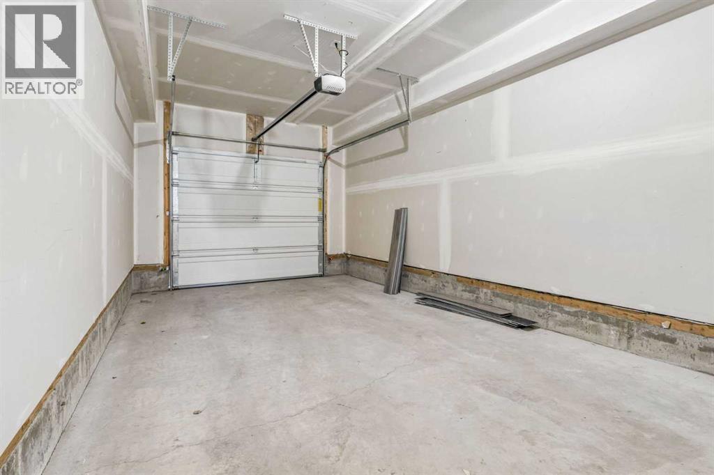 24 Rivercrest Drive Property Photo 32