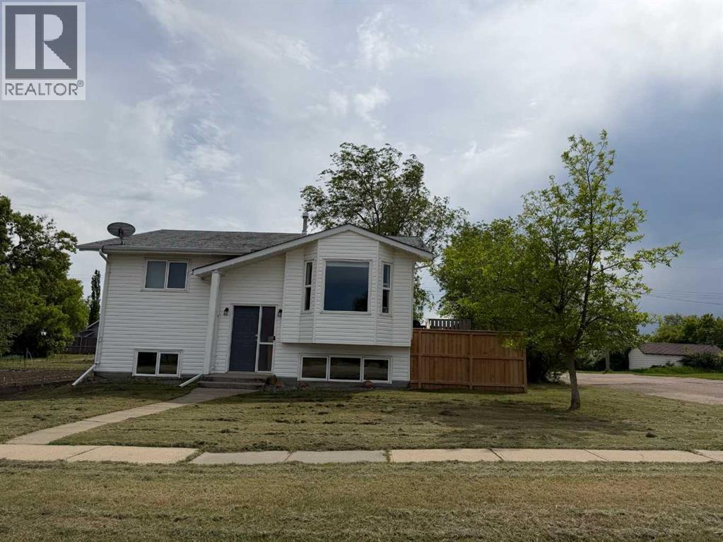 5126 Norfolk Avenue Property Photo 1