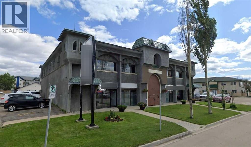 8039805 105 Street Property Photo 2