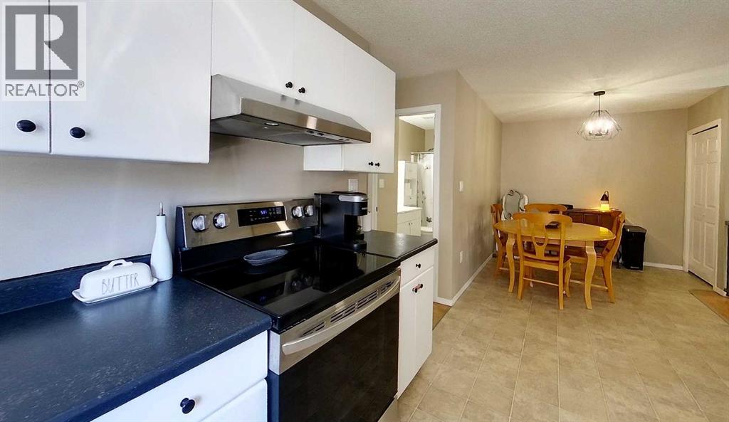 5804 12 Ave Property Photo 6