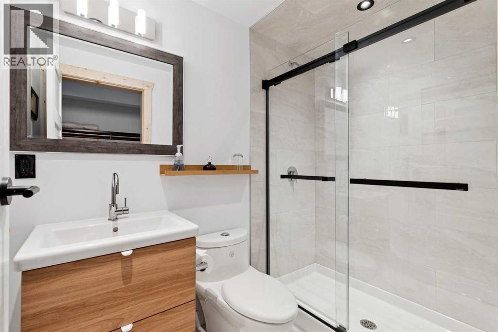 290190 240 Street W Property Photo 42