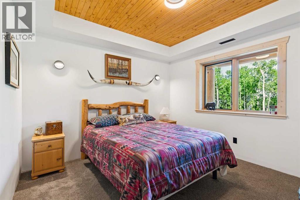 290190 240 Street W Property Photo 43