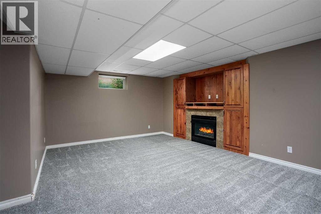 5212 43 Avenue Property Photo 18