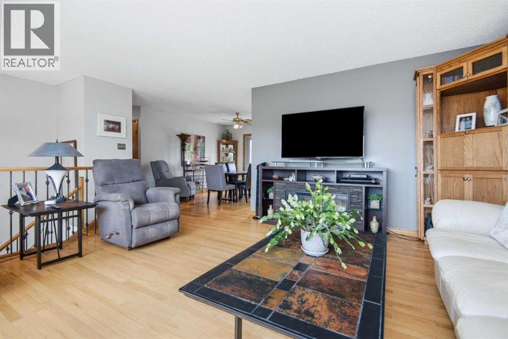 92 Mccullough Crescent Property Photo 6