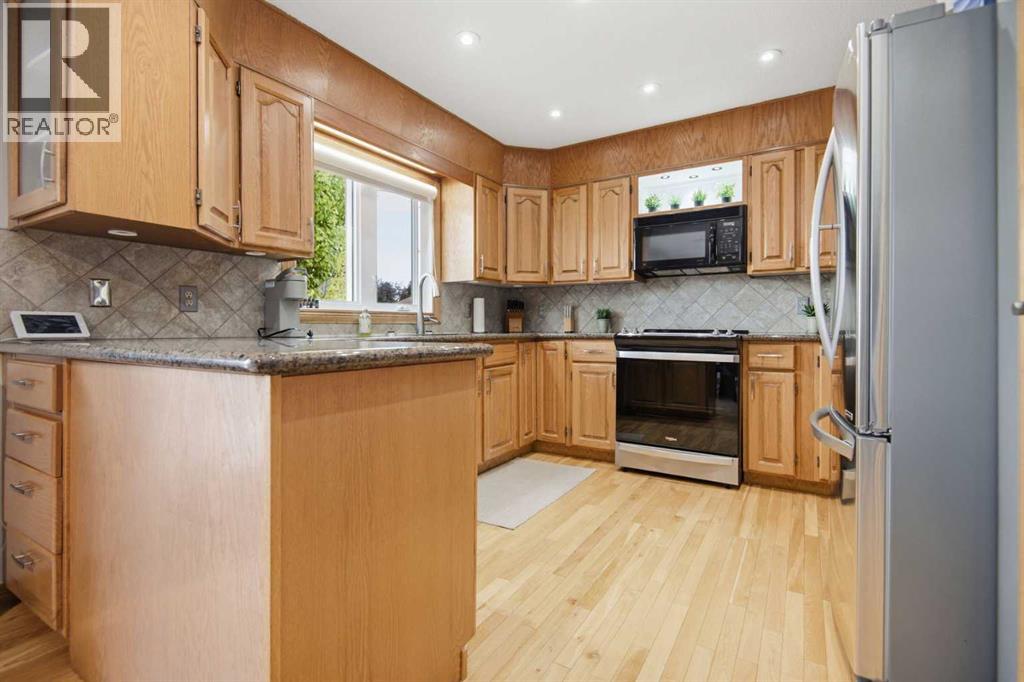 92 Mccullough Crescent Property Photo 11