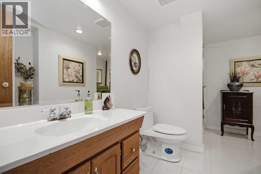 92 Mccullough Crescent Property Photo 36