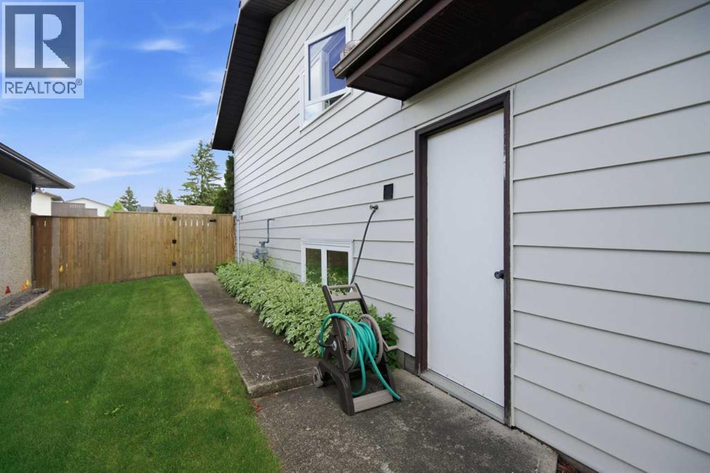 92 Mccullough Crescent Property Photo 45