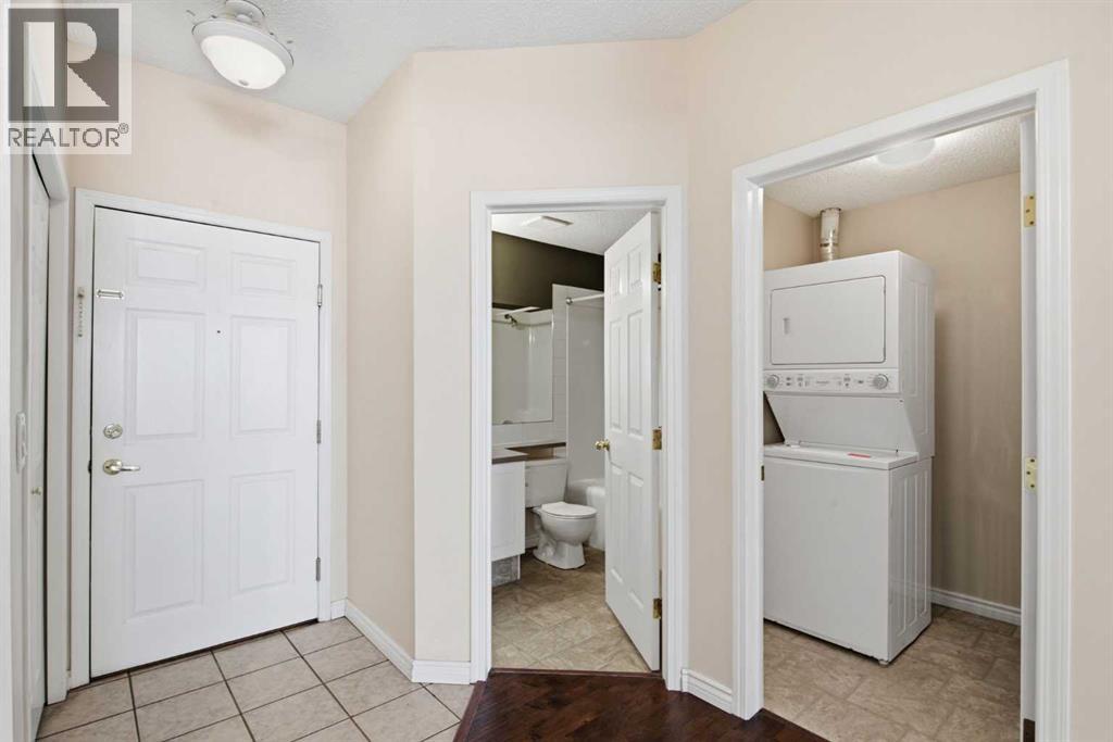 126 14 Avenue Southwest Property Photo 6