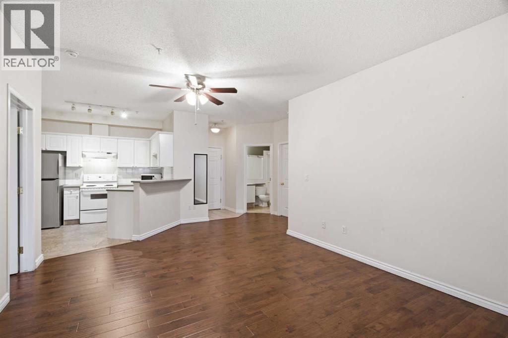 126 14 Avenue Southwest Property Photo 9