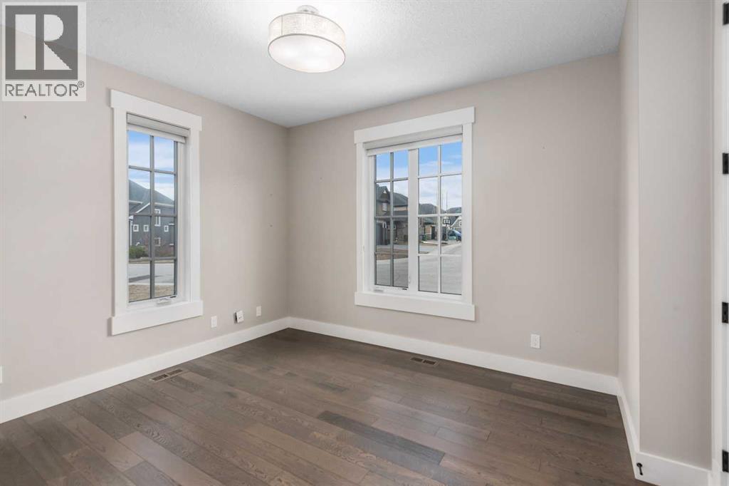 45 Rockcliff Heights Nw Property Photo 8