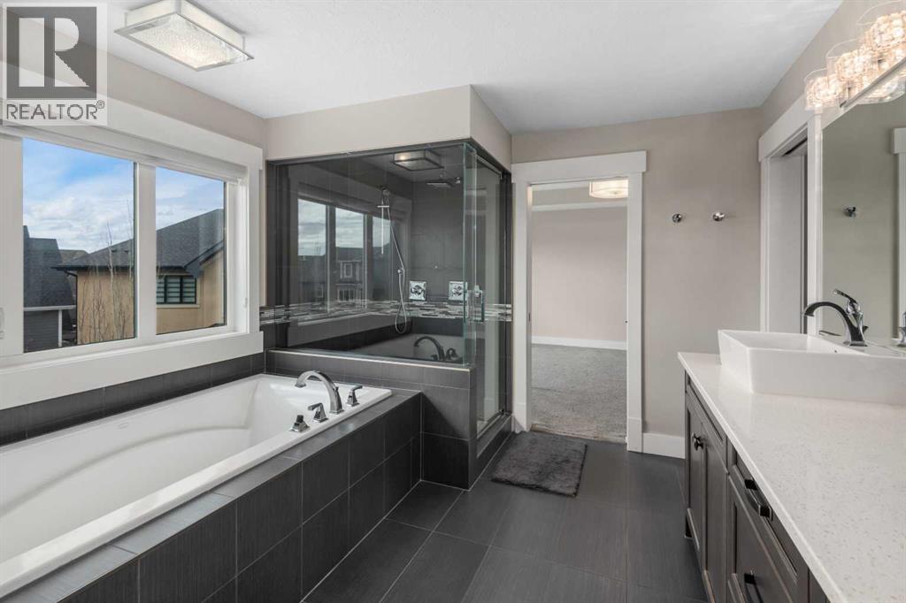 45 Rockcliff Heights Nw Property Photo 25