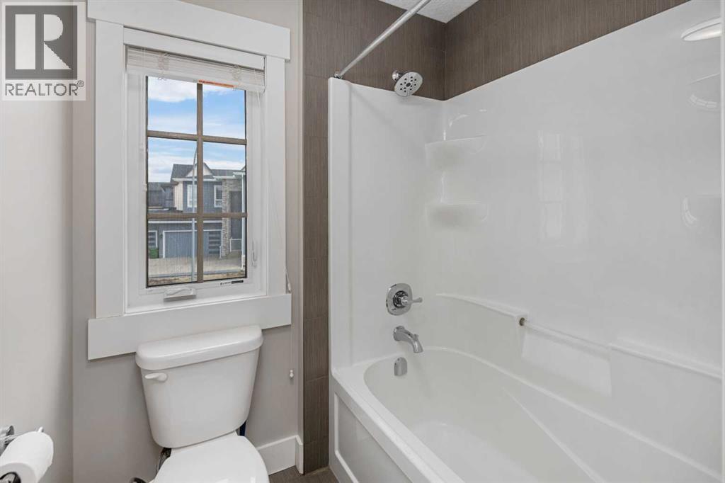 45 Rockcliff Heights Nw Property Photo 33