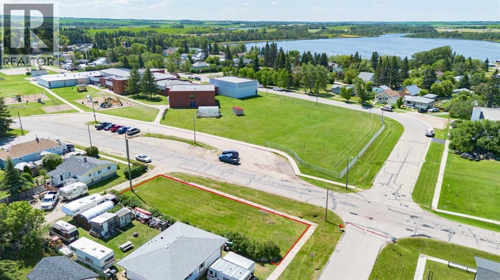 4903 49 Street Property Photo 1