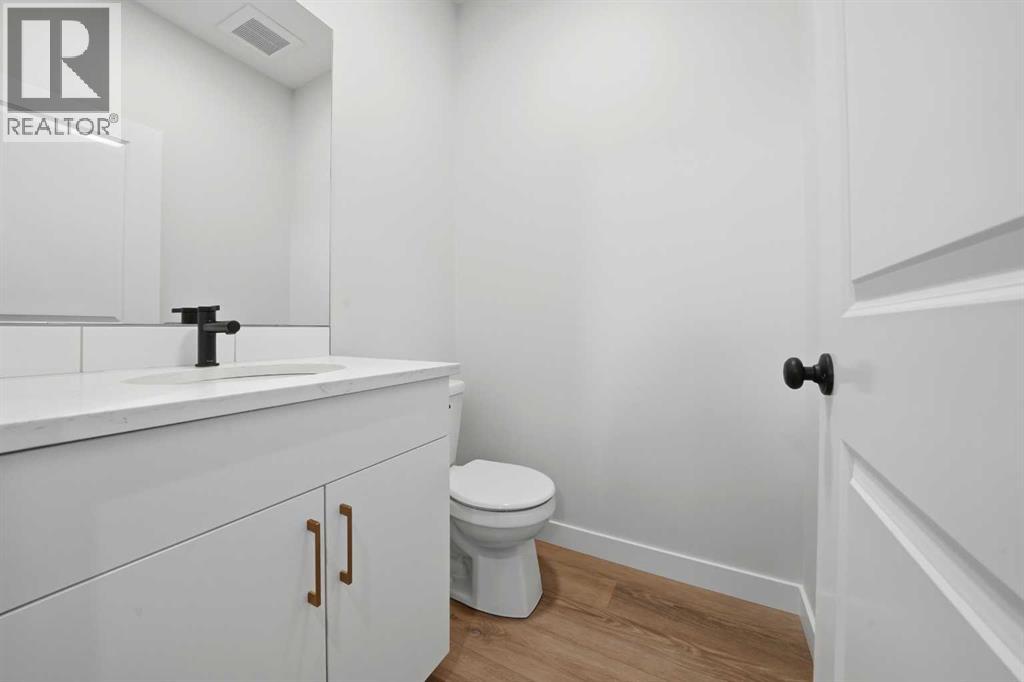 81 Pinnacle Close Property Photo 3