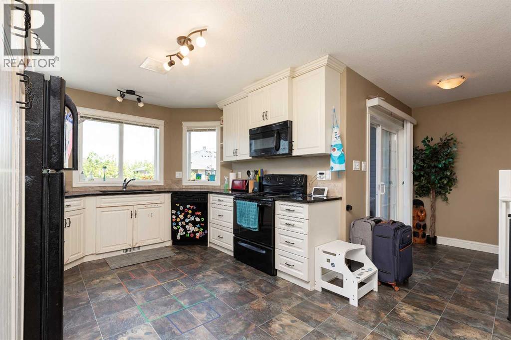 879 Mt Sundance Manor W Property Photo 7