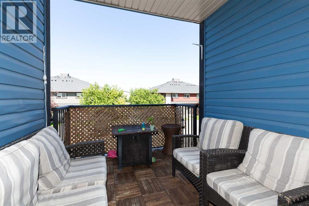 879 Mt Sundance Manor W Property Photo 10