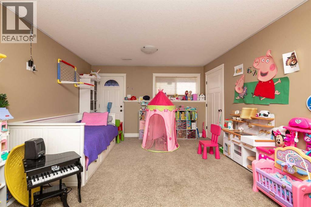 879 Mt Sundance Manor W Property Photo 19