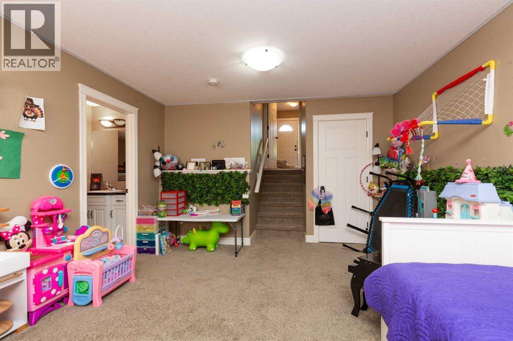879 Mt Sundance Manor W Property Photo 20