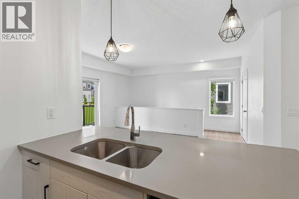 24 Rivercrest Drive Property Photo 12