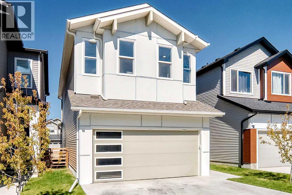 27 Belvedere Point SE Property Photo 1