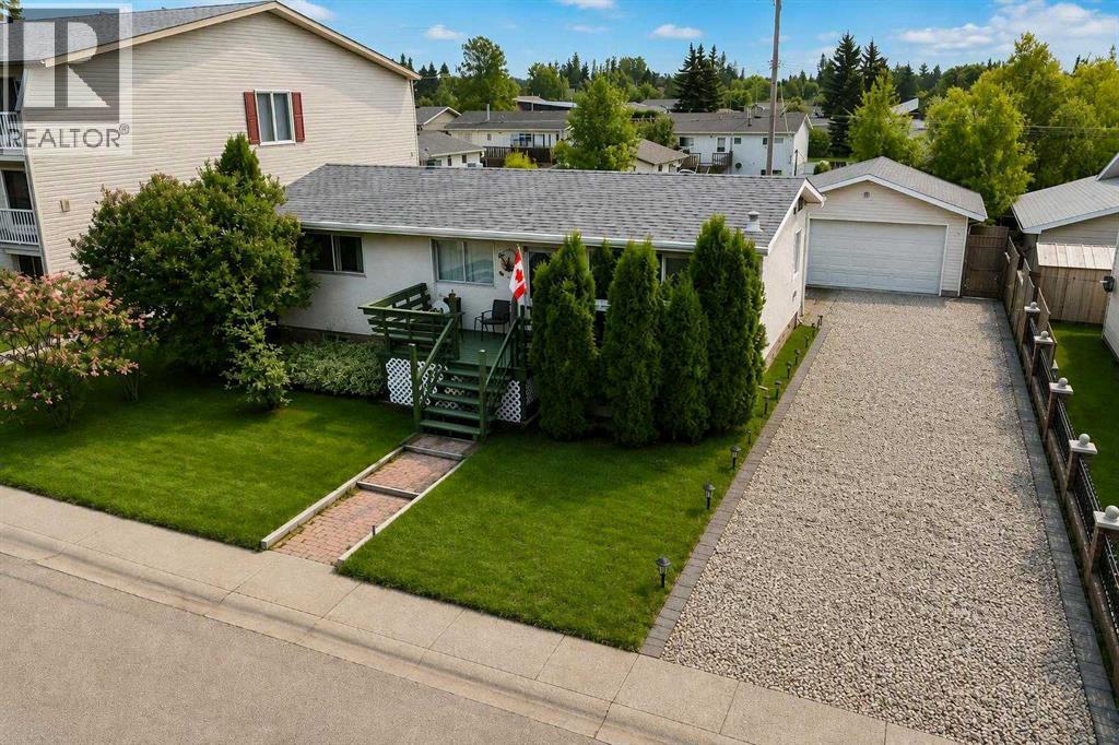 1121 56 Street Property Photo 7