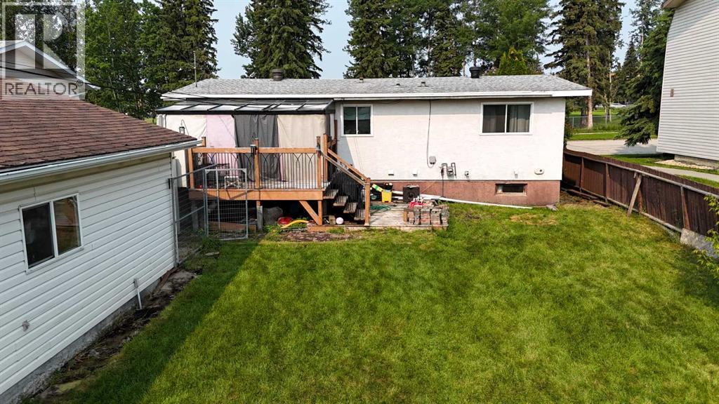 1121 56 Street Property Photo 8