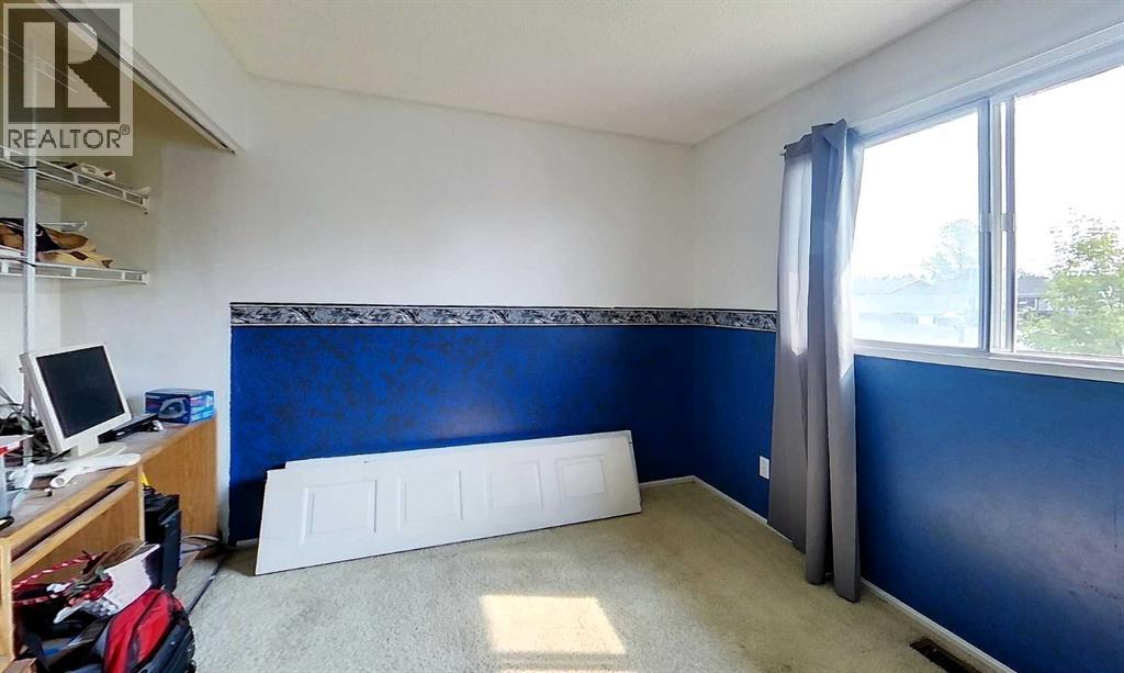 1121 56 Street Property Photo 17