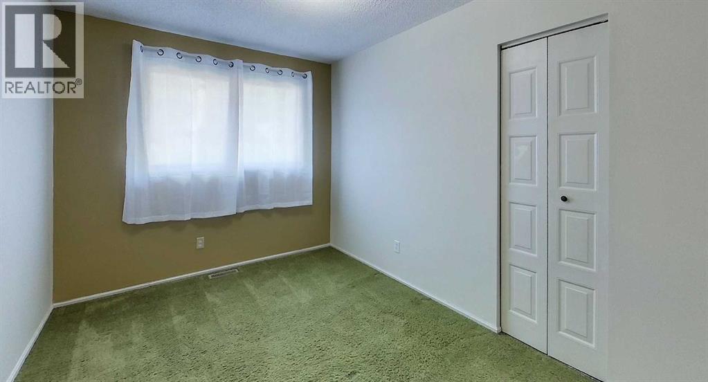 1121 56 Street Property Photo 18