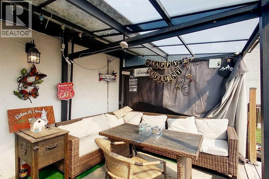 1121 56 Street Property Photo 20
