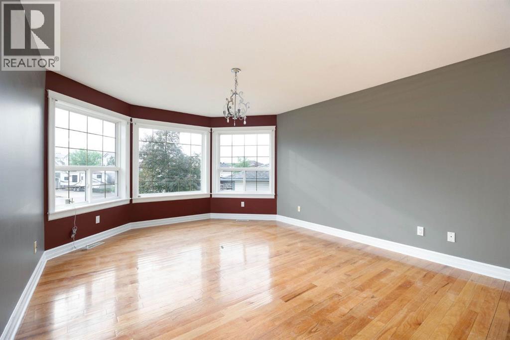 209 Laffont Bay Property Photo 4