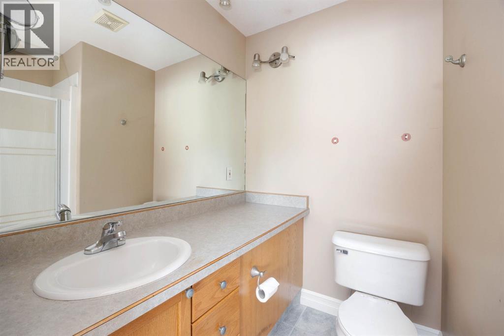 209 Laffont Bay Property Photo 15