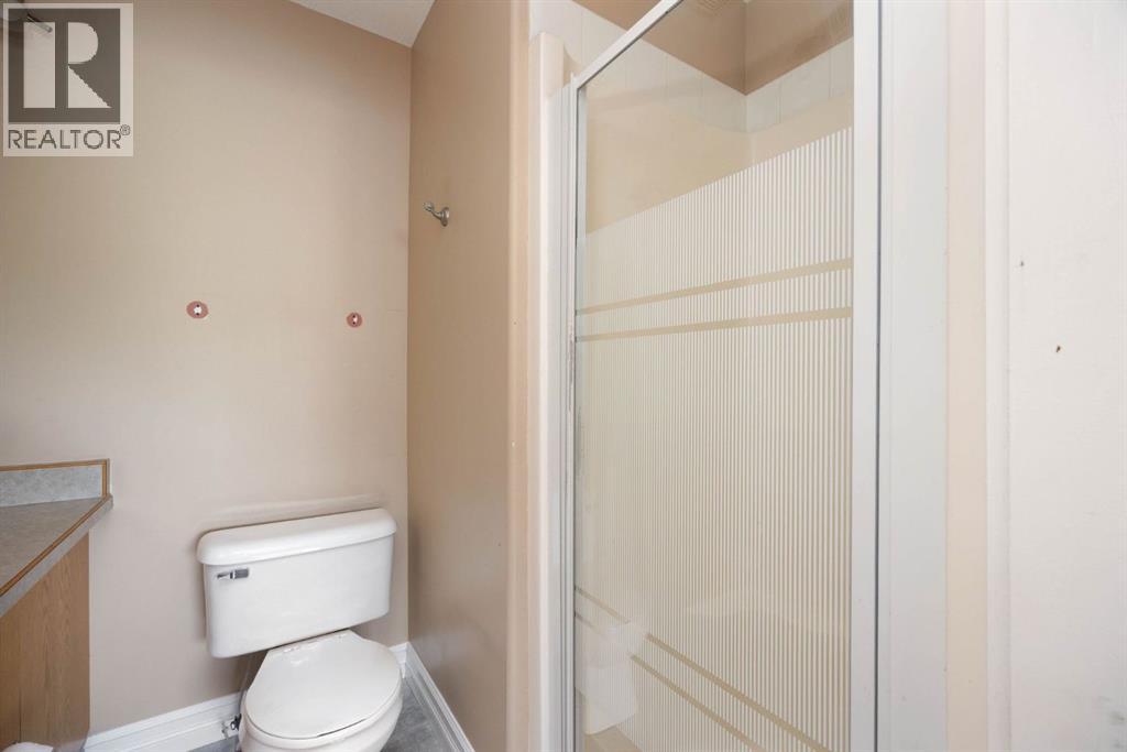 209 Laffont Bay Property Photo 16