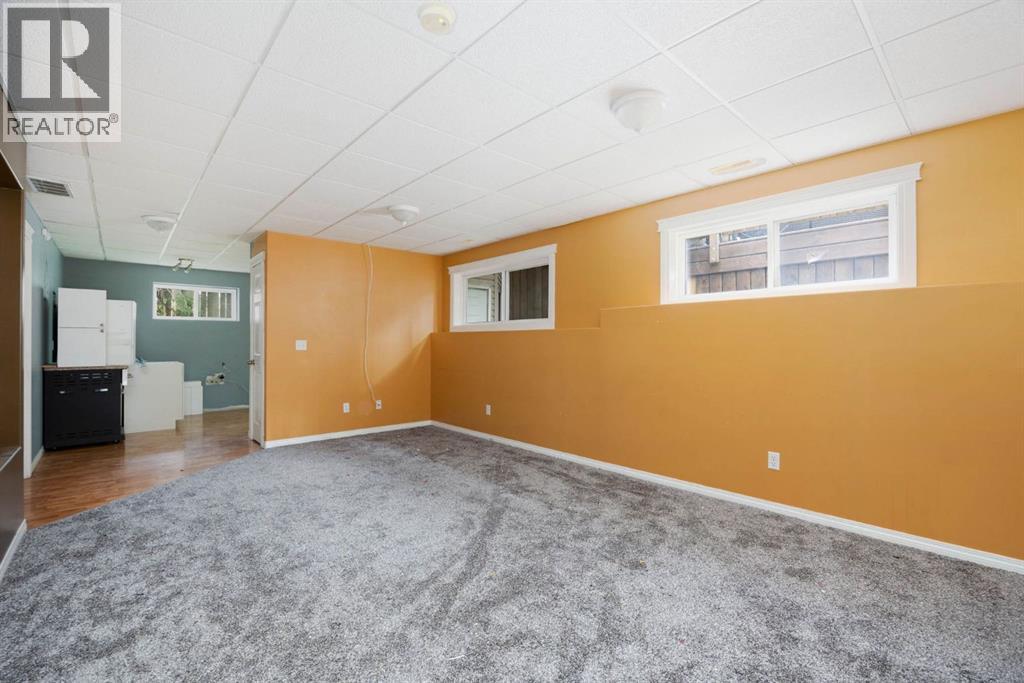 209 Laffont Bay Property Photo 24