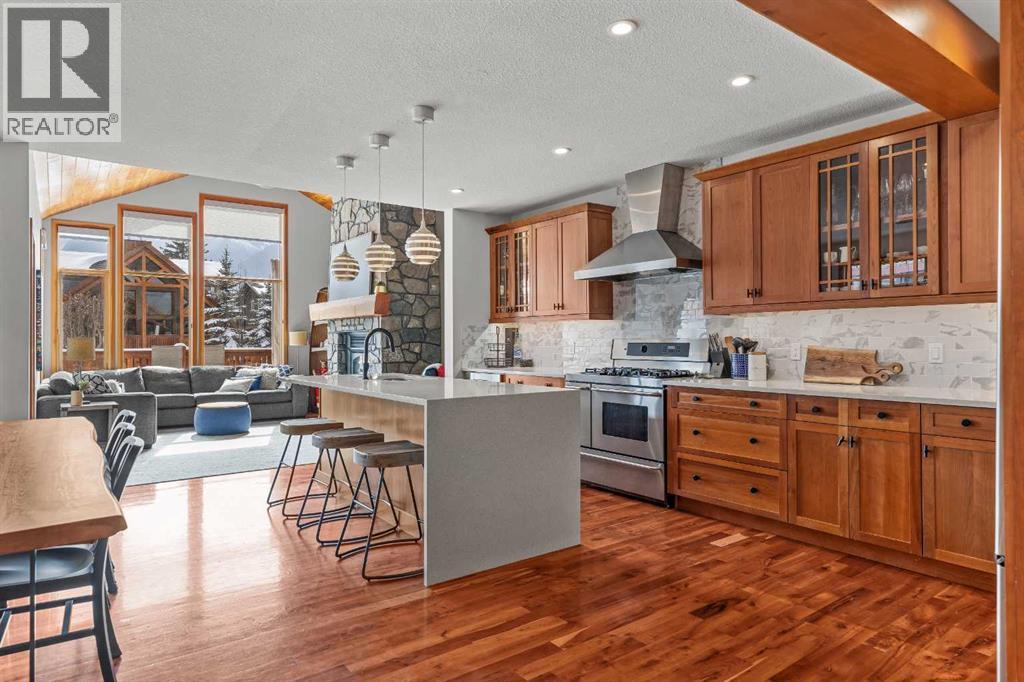 634 4 Street Property Photo 1