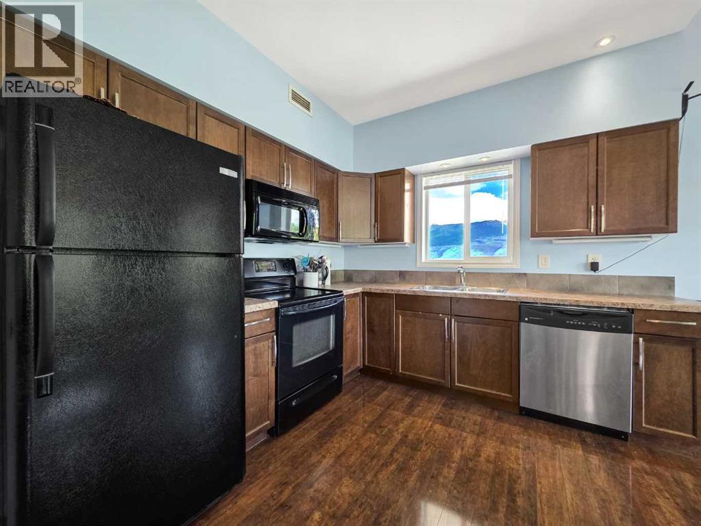 160 Moberly Road Property Photo 4