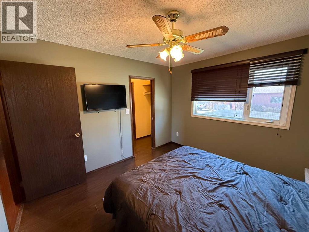5417 52 Avenue Property Photo 19